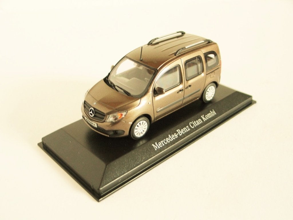 1/43 - M Minichamps Mercedes Benz Citan Kombi Bruin, Ophalen of Verzenden, Nieuw, Auto, Overige merken