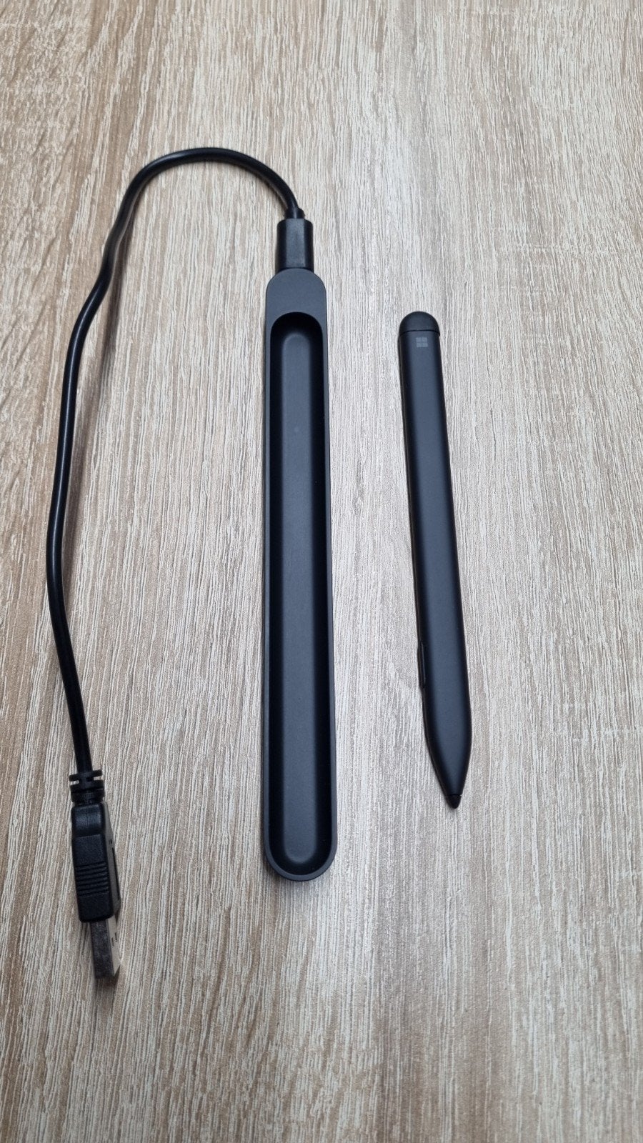 Microsoft Surface Slim Pen 1 met oplader, Computers en Software, Ophalen of Verzenden, Gebruikt