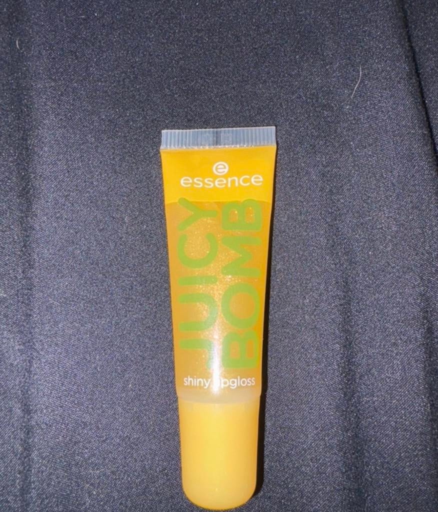 Essence Juicy Bomb Shiny Lipgloss - 106 Mellow Mango, Lippen, Geel, Nieuw, Ophalen of Verzenden