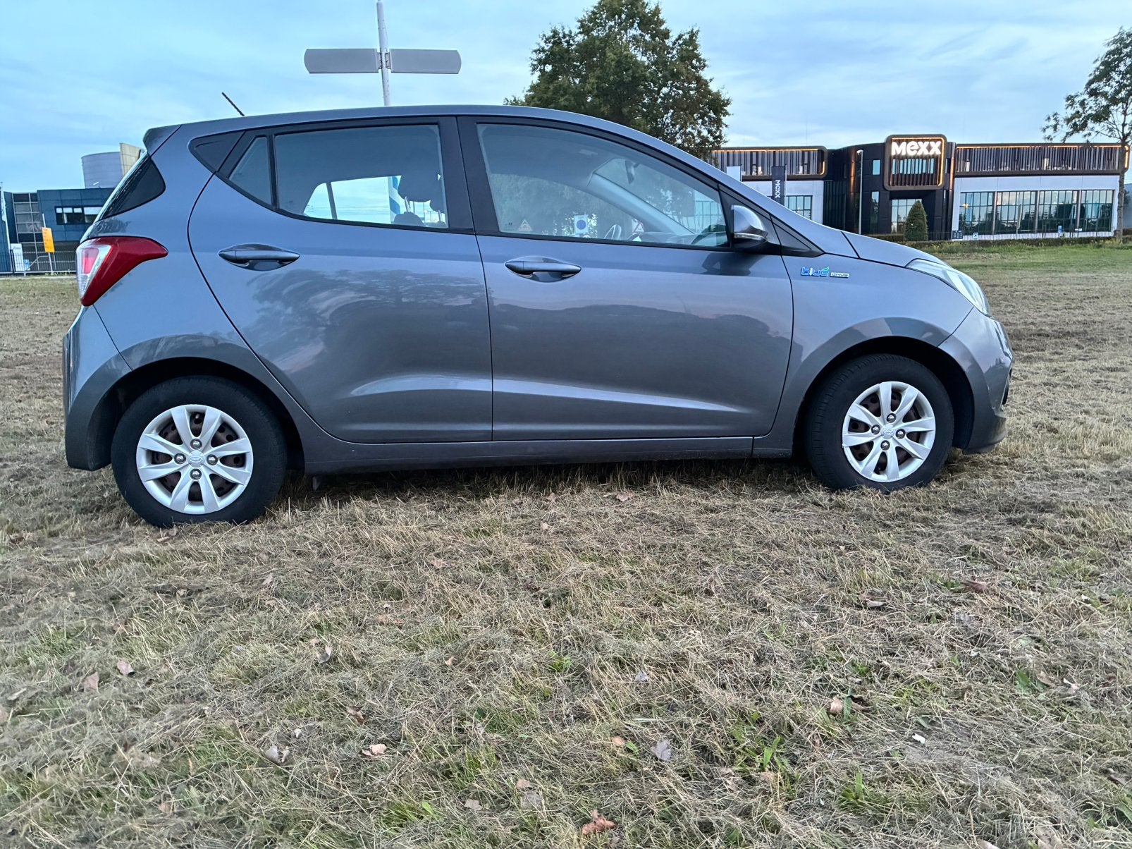 Foto 6 van Hyundai i10 1.0 Blue I-Vision | 45.580 km | Airco | |APK