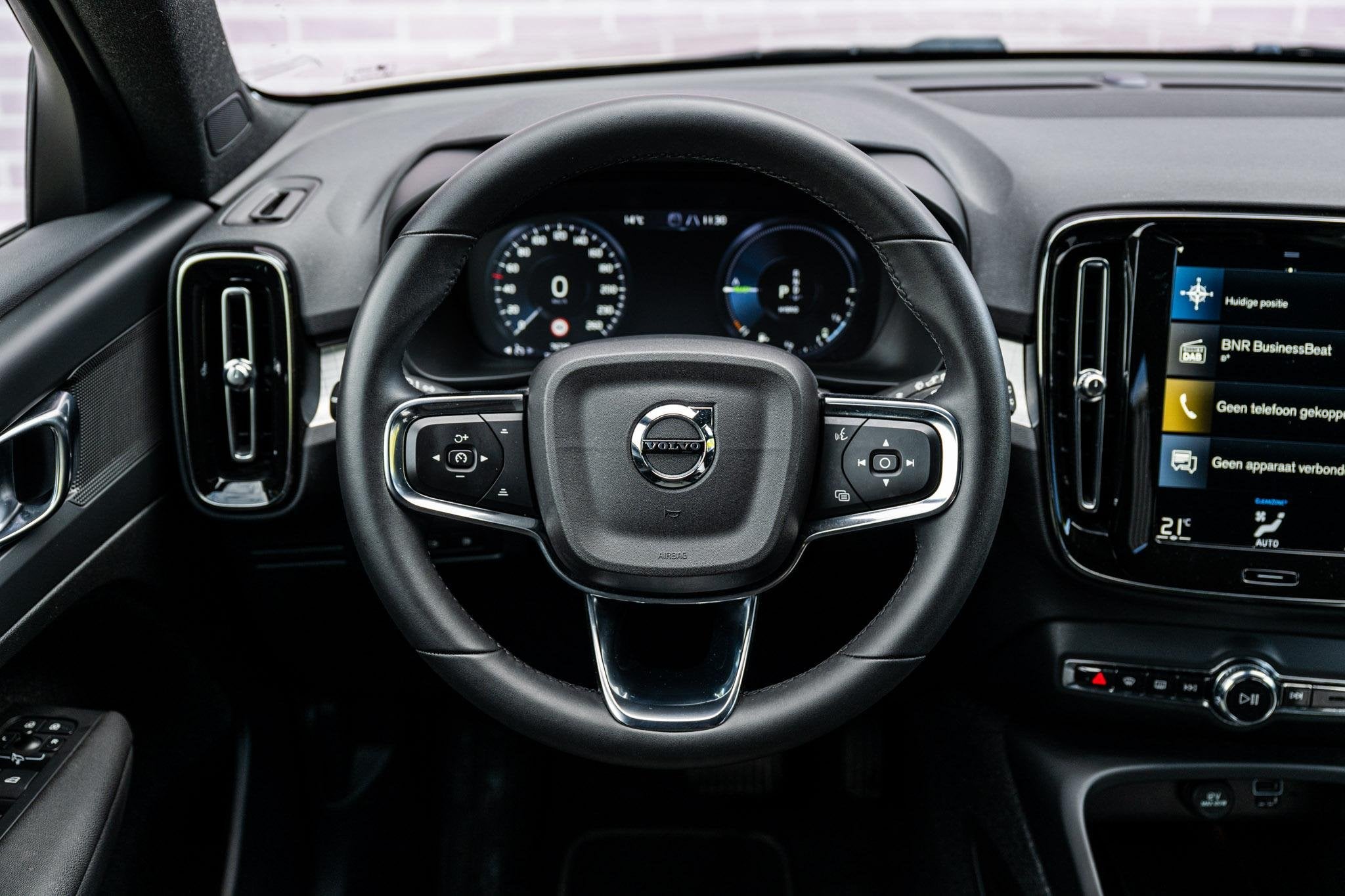 Foto 3 van Volvo XC40 1.5 T5 Plug-in Hybrid Core Bright | PHEV | Naviga