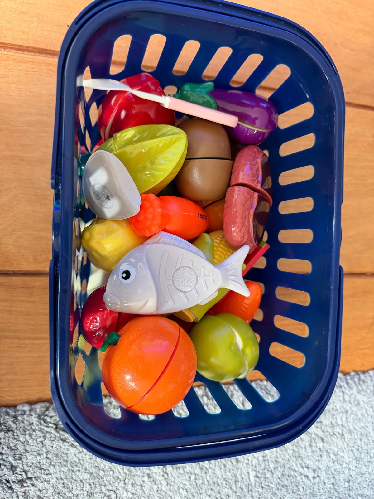 Speelgoed boodschappenmand met snijbaar fruit en groenten, Ophalen of Verzenden, Gebruikt