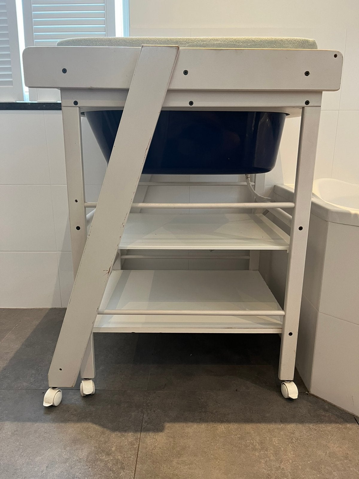 2in1 commode met badje, Ophalen, Gebruikt, 50 tot 70 cm, 75 tot 100 cm