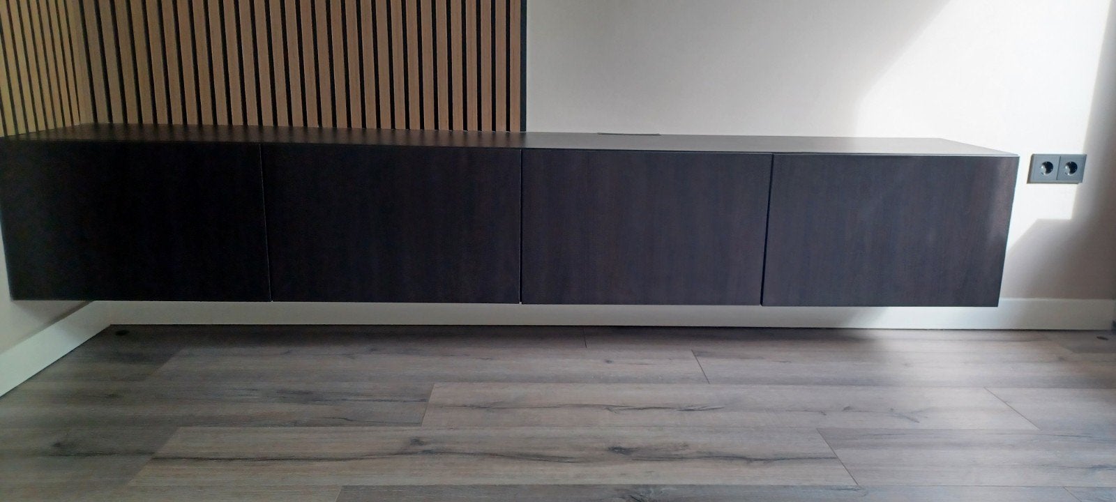 IKEA BESTA/LAPPVIKEN TV-meubel/wandkast - Zo goed als nieuw
