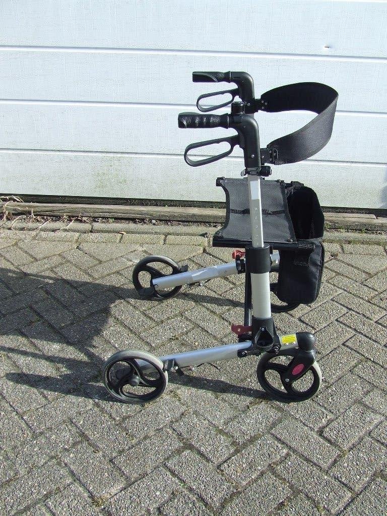 Lichtgewicht Rollator, Diversen, Ophalen, Opvouwbaar, Zo goed als nieuw