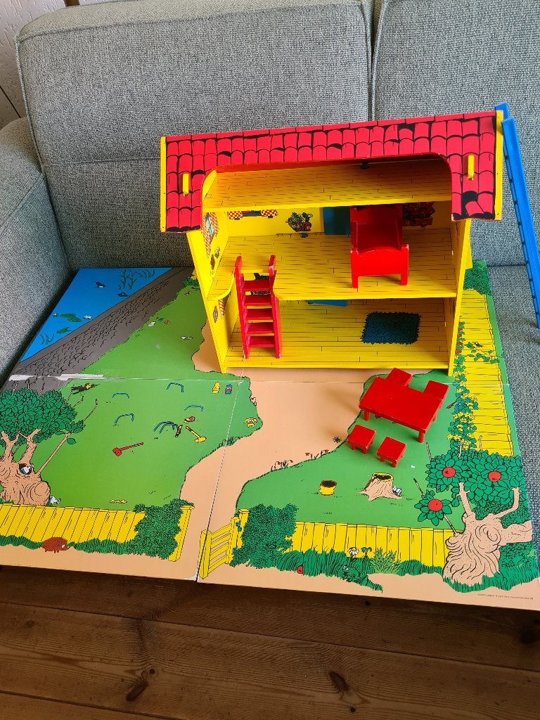 Pipi pippi langkous huis house poppenhuis Micki, Kinderen en Baby's, Poppenhuis, Micki, Gebruikt, Verzenden
