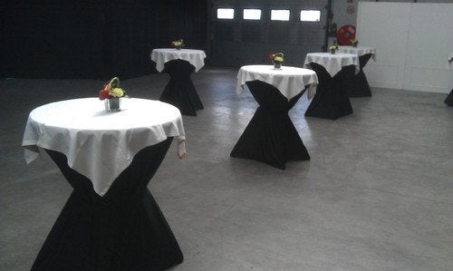Staantafels, Barkrukken, enz. te Huur, Ophalen, Gebruikt, Verjaardag