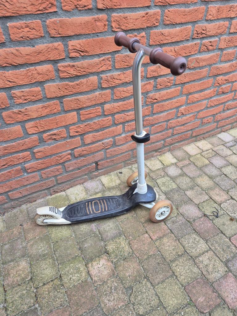 Kinderstep met licht in de banden, Fietsen en Brommers, Steps, Ophalen, Gebruikt, Gewone step