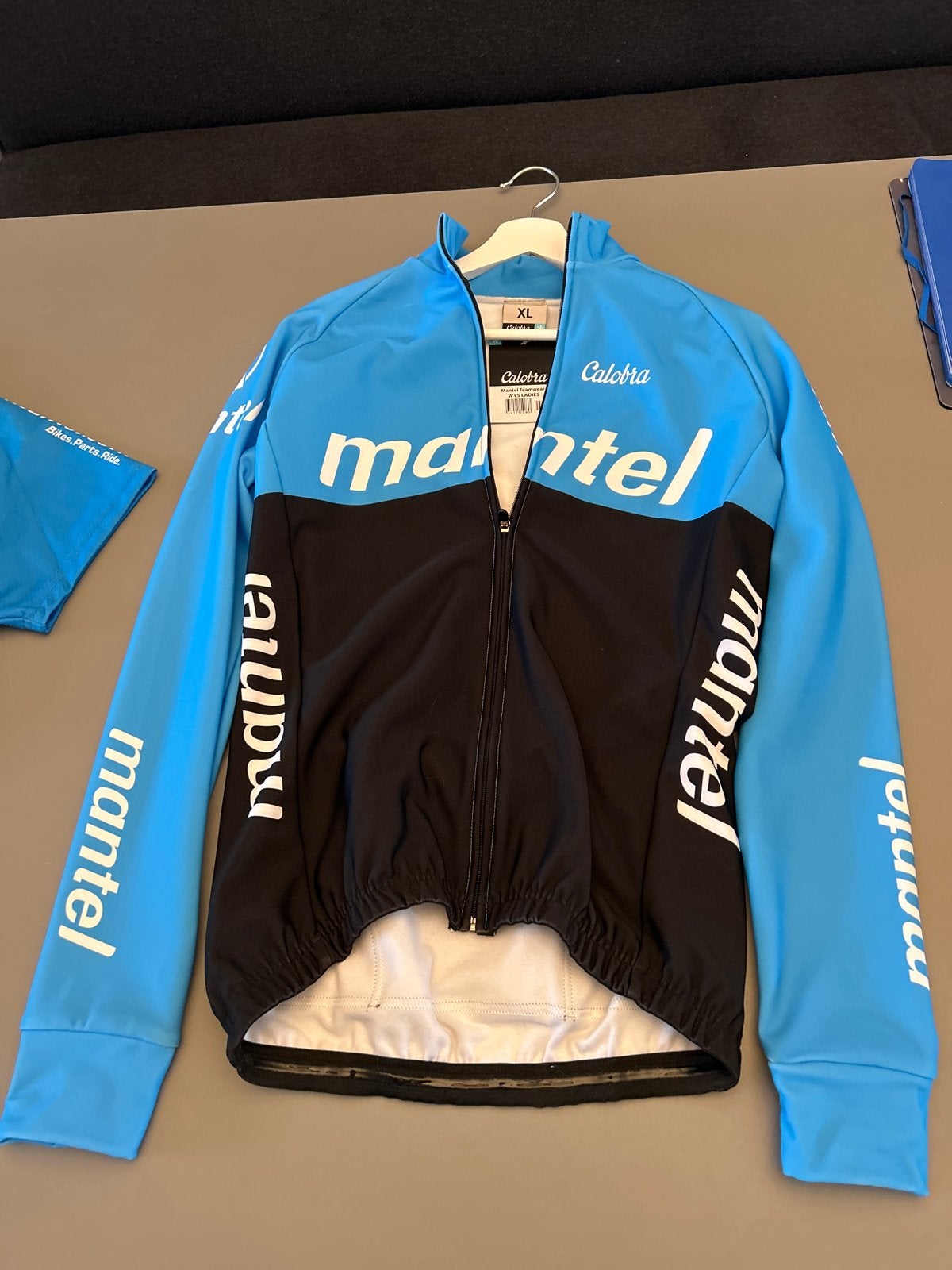 Calobra Mantel Teamwear W LS Ladies Fietsjack, Fietsen en Brommers, Fietsaccessoires | Fietskleding, Nieuw, Ophalen of Verzenden