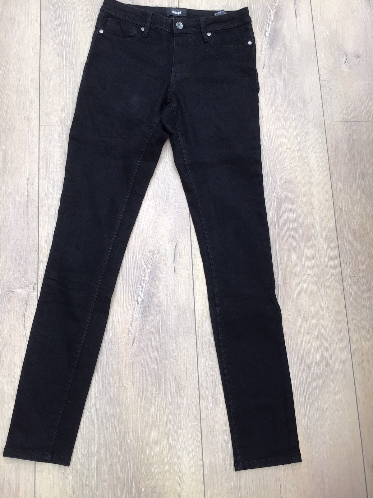 Broek zwart 36 eksept, Ophalen of Verzenden, Zo goed als nieuw, Zwart, W28 - W29 (confectie 36)