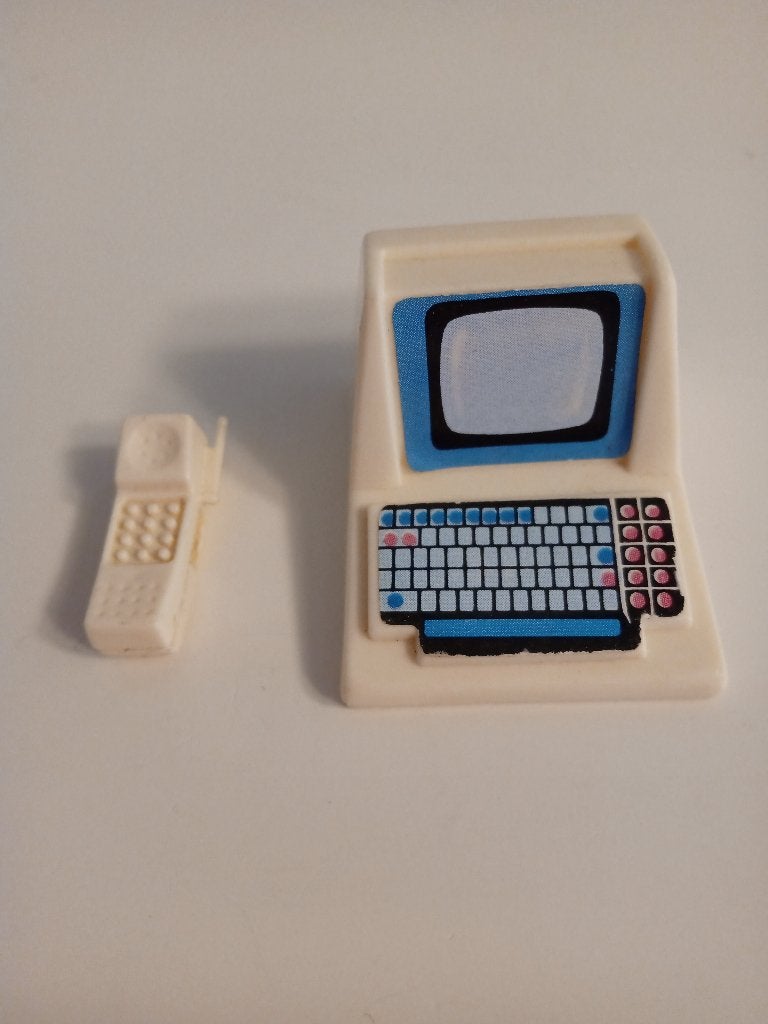Enkele items van BARBIE Home & Office 1984, Verzamelen, Ophalen of Verzenden, Gebruikt, Accessoires