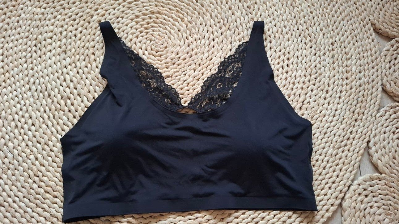 Zwarte BH Top met Beugels en Kantwerk, My Essentials, Ophalen of Verzenden, Zwart, BH