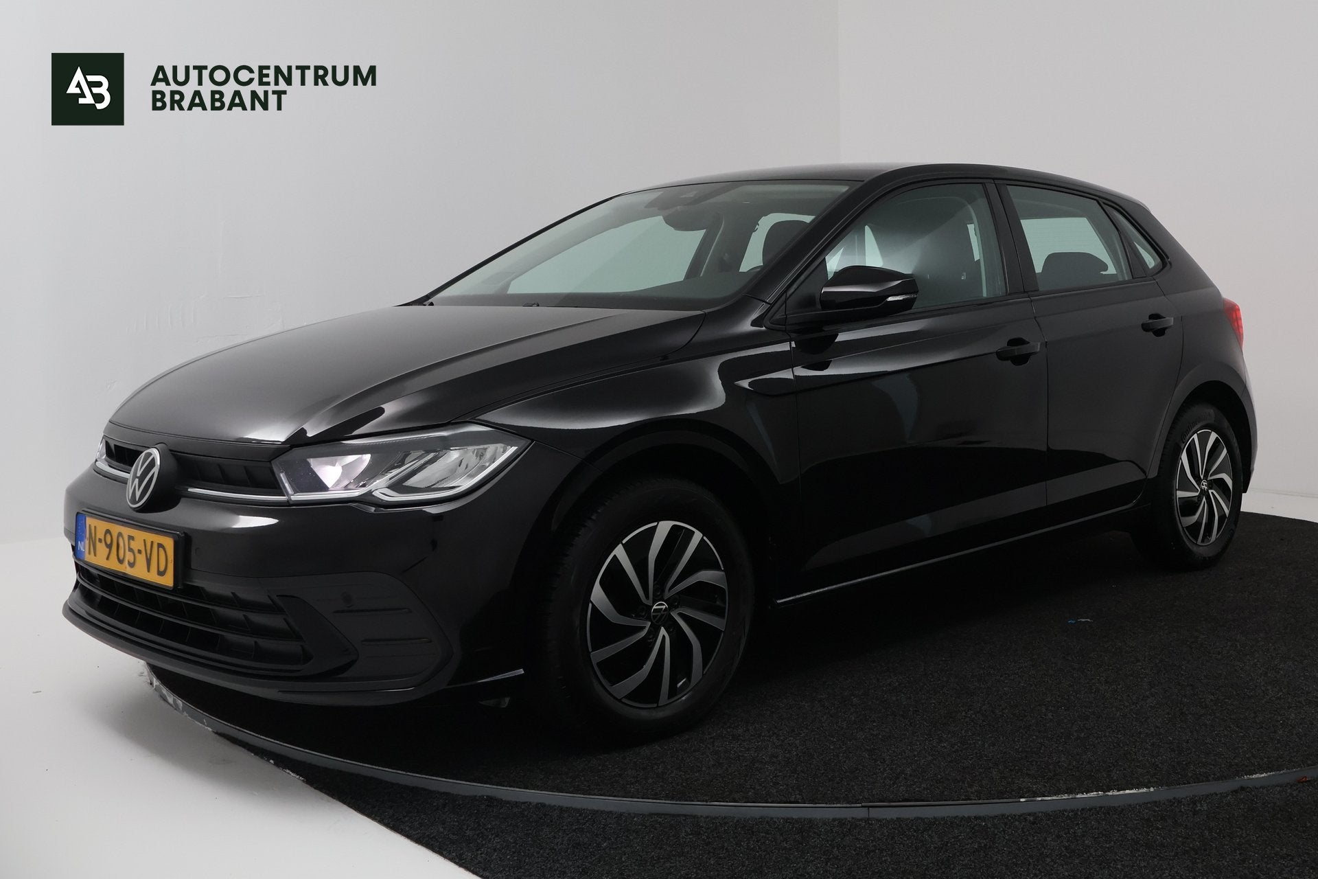 Volkswagen Polo 1.0 TSI Life Business (STOELVERWARMING, CAME, Voorwielaandrijving, Stof, Gebruikt, 580 kg
