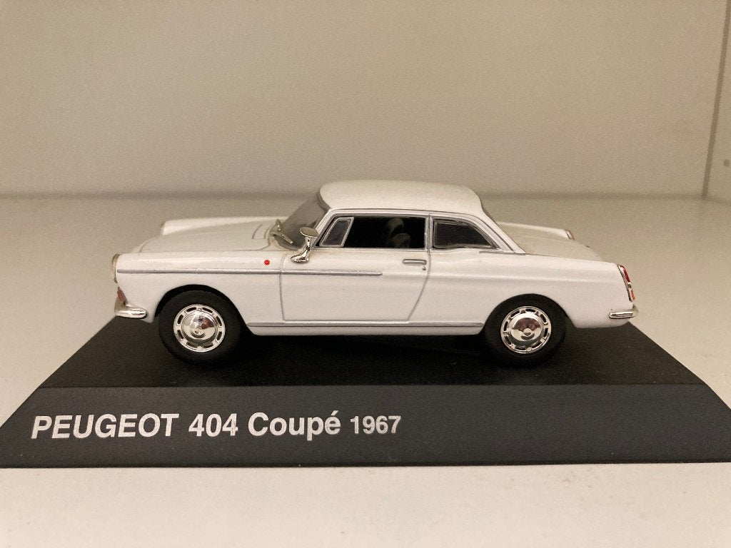 Modelauto Peugeot 404 Coupé 1967, Ophalen of Verzenden, Zo goed als nieuw, Auto, Overige merken
