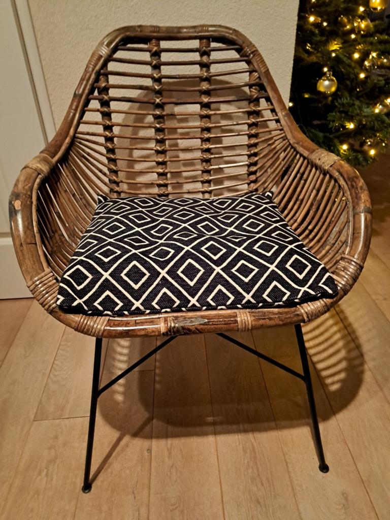 Eet/tuinstoelen/rotan/bijna nieuw/4X/€350,00, Huis en Inrichting, Stoelen, Ophalen, Bruin, Zo goed als nieuw, Metaal