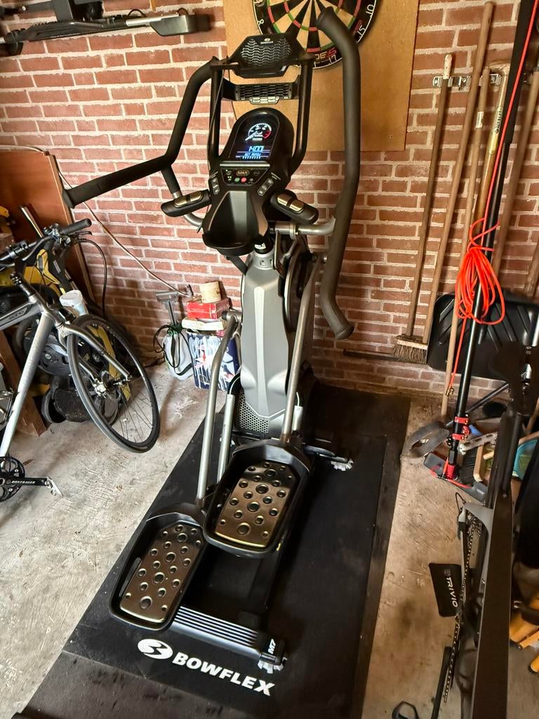 BowFlex Max Trainer M7u omgebouwd naar M8, Sport en Fitness, Fitnessapparatuur, Ophalen, Gebruikt, Crosstrainer