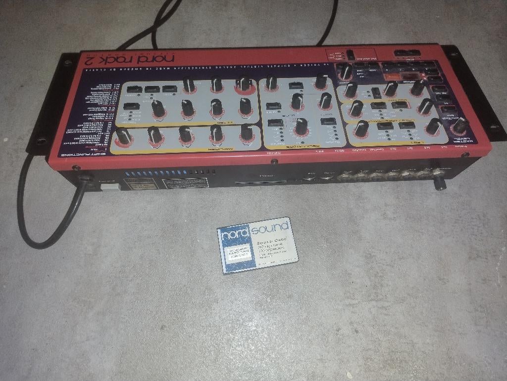 Clavia Nord rack 2, Overige merken, Zo goed als nieuw, Met midi-aansluiting, Overige aantallen