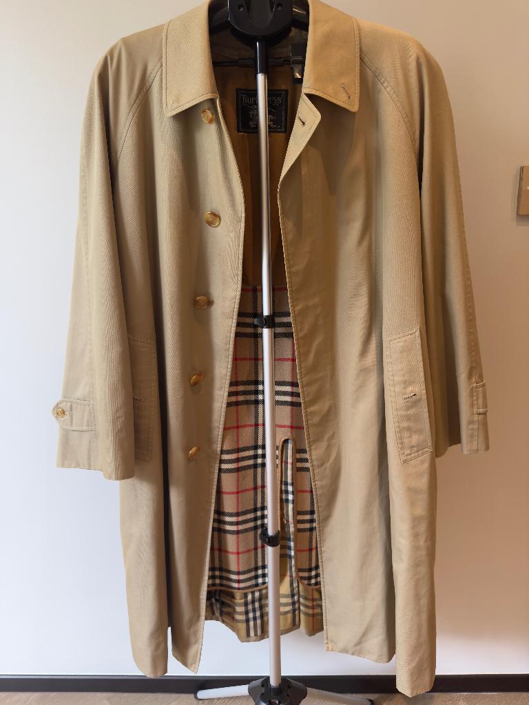 Vintage Burberry Trench Coat Iconic Nova, Maat 38/40 (M), Beige, Ophalen of Verzenden, Zo goed als nieuw