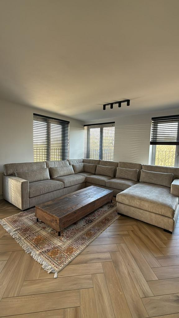 Prachtige houten salon tafel, Huis en Inrichting, Tafels | Salontafels, Ophalen, 50 tot 100 cm, Zo goed als nieuw, 150 tot 200 cm