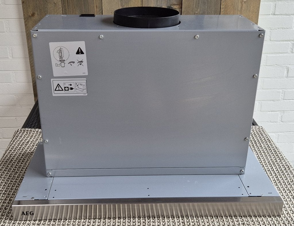 Afzuigkap Semi-inbouw AEG, Ophalen, Motor, Zo goed als nieuw, Vlakschermkap