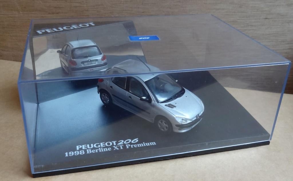 modelauto 1998 PEUGEOT 206 Berline XT Premium (grijs NOREV, Hobby en Vrije tijd, Ophalen of Verzenden, Zo goed als nieuw, Auto