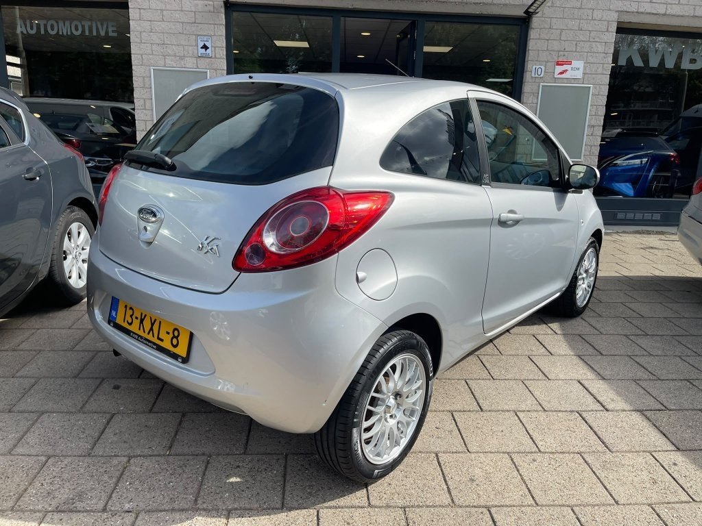 Ford Ka 1.2 Titanium Airco Nieuwe apk Beurt NAP (bj 2010), Gebruikt, 1242 cc, 4 cilinders, 4 stoelen