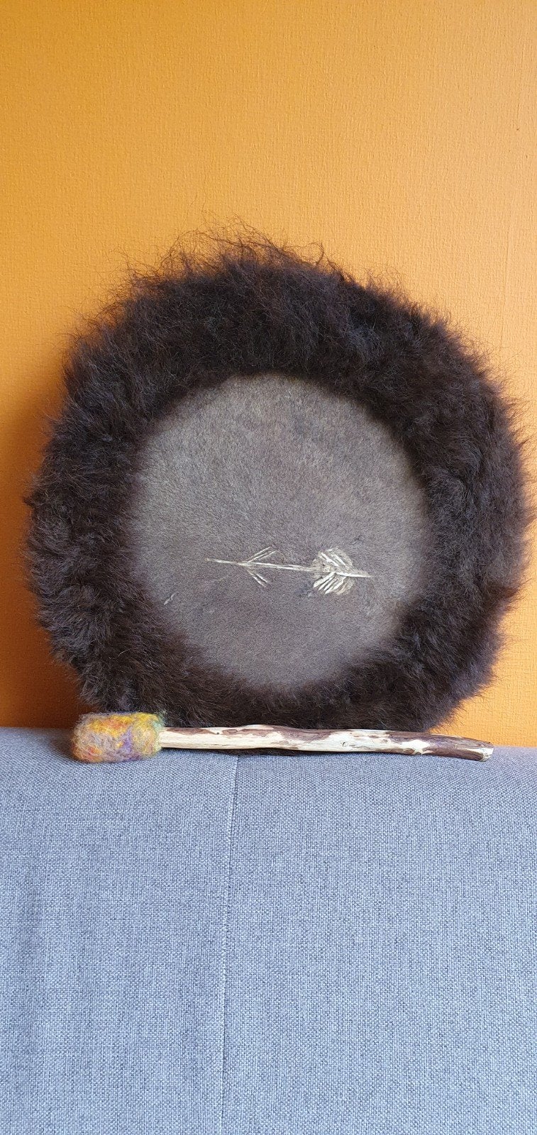 Handgemaakte bizonhuid drum - 42 cm diameter, Verzenden, Zo goed als nieuw, Trommel