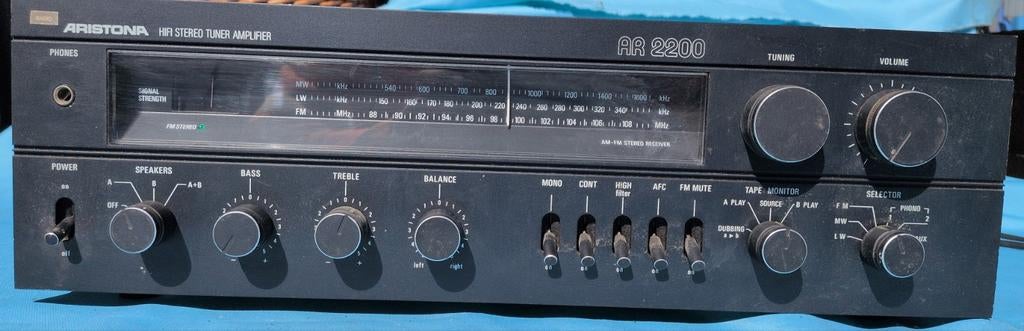Vintage Aristona AR2200 radio-versterker - Ongetest, Audio, Tv en Foto, Versterkers en Receivers, Overige merken, Gebruikt, Verzenden
