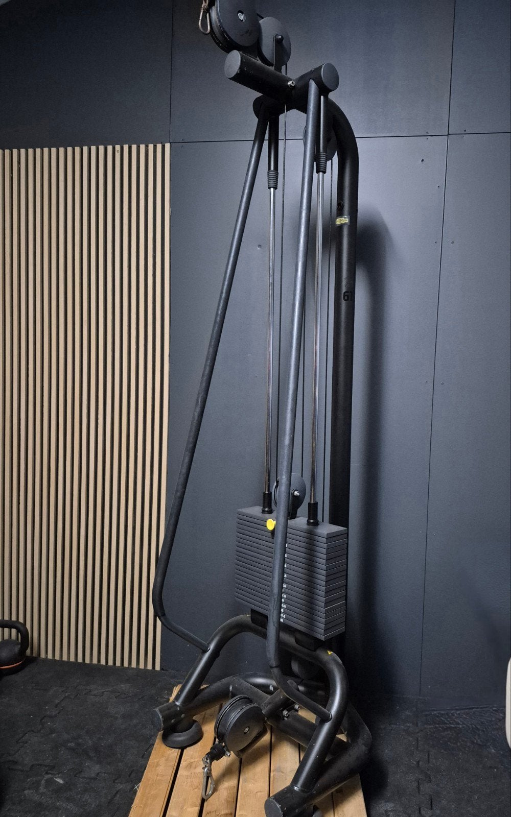 Technogym Pulley Kabelmachine – 50 kg, Sport en Fitness, Ophalen of Verzenden, Zo goed als nieuw, Benen, Overige typen