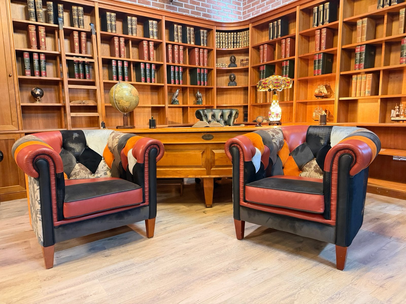 2x Patchwork Clubfauteuils & salontafel Jan Frantzen |, Ophalen, Info@chesterfieldjunkie.nl, 75 tot 100 cm, Jan frantzen
