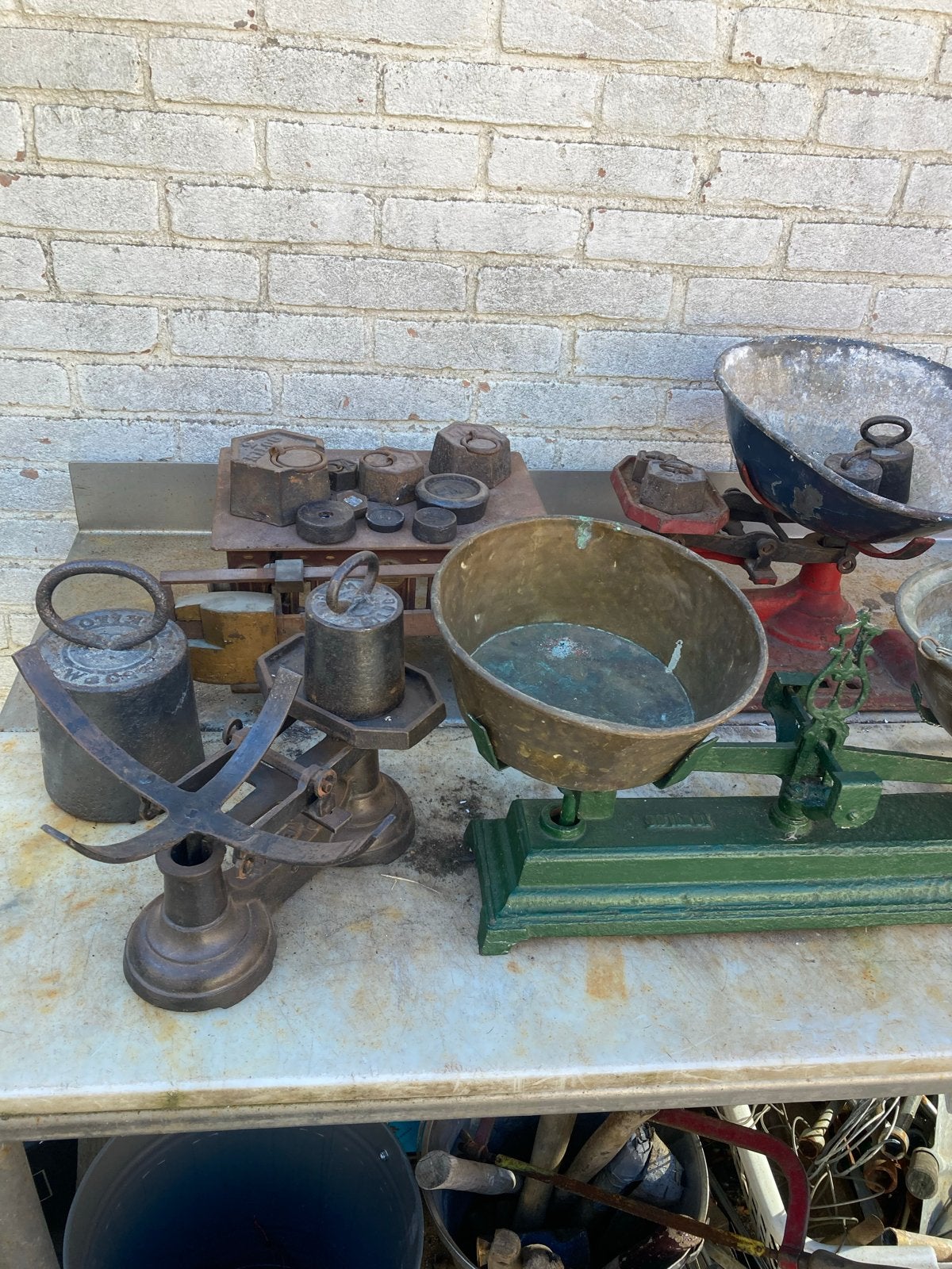 Diverse collectie antieke weegschalen en gewichten, Ophalen of Verzenden