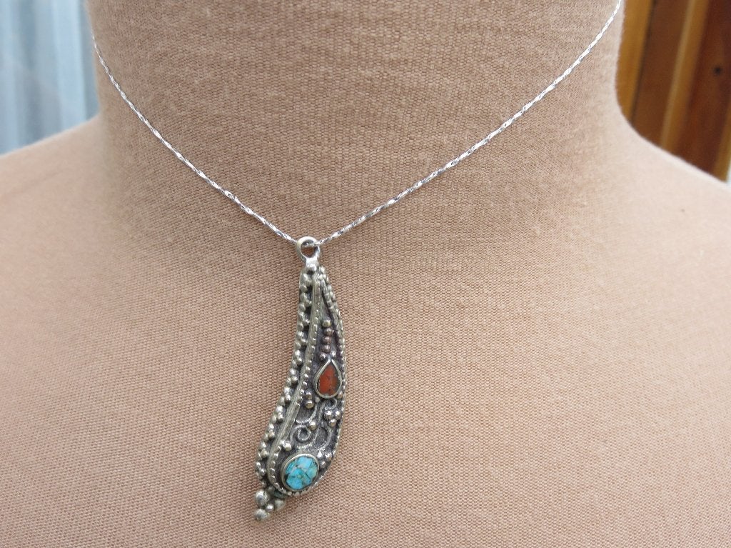 Hanger aan ketting met turquoise en carneool inleg, Ophalen of Verzenden, Gebruikt, Steen of Mineraal