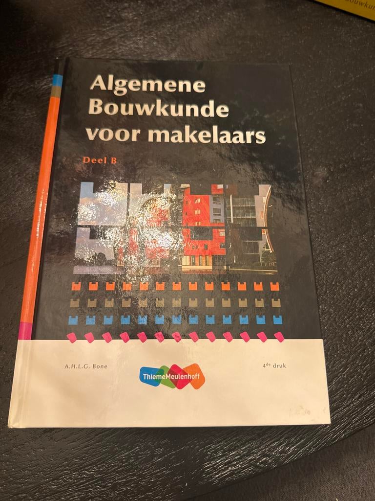 Algemene Bouwkunde voor makelaars Deel B, Boeken, Ophalen of Verzenden, Gamma, Gelezen, HBO