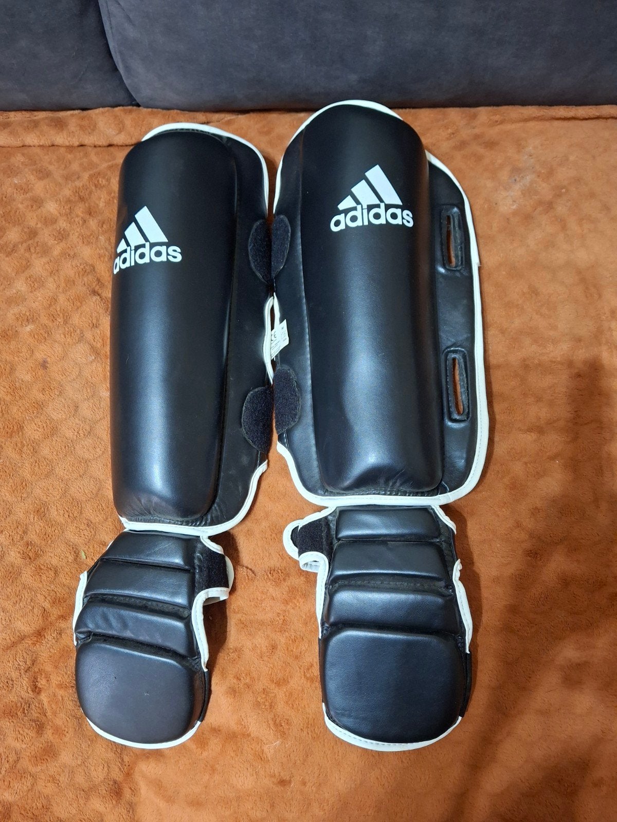 ADIDAS SCHEENBESCHERMERS MT M NIEUW!!, Sport en Fitness, Ophalen of Verzenden, Nieuw, Boksbeschermers