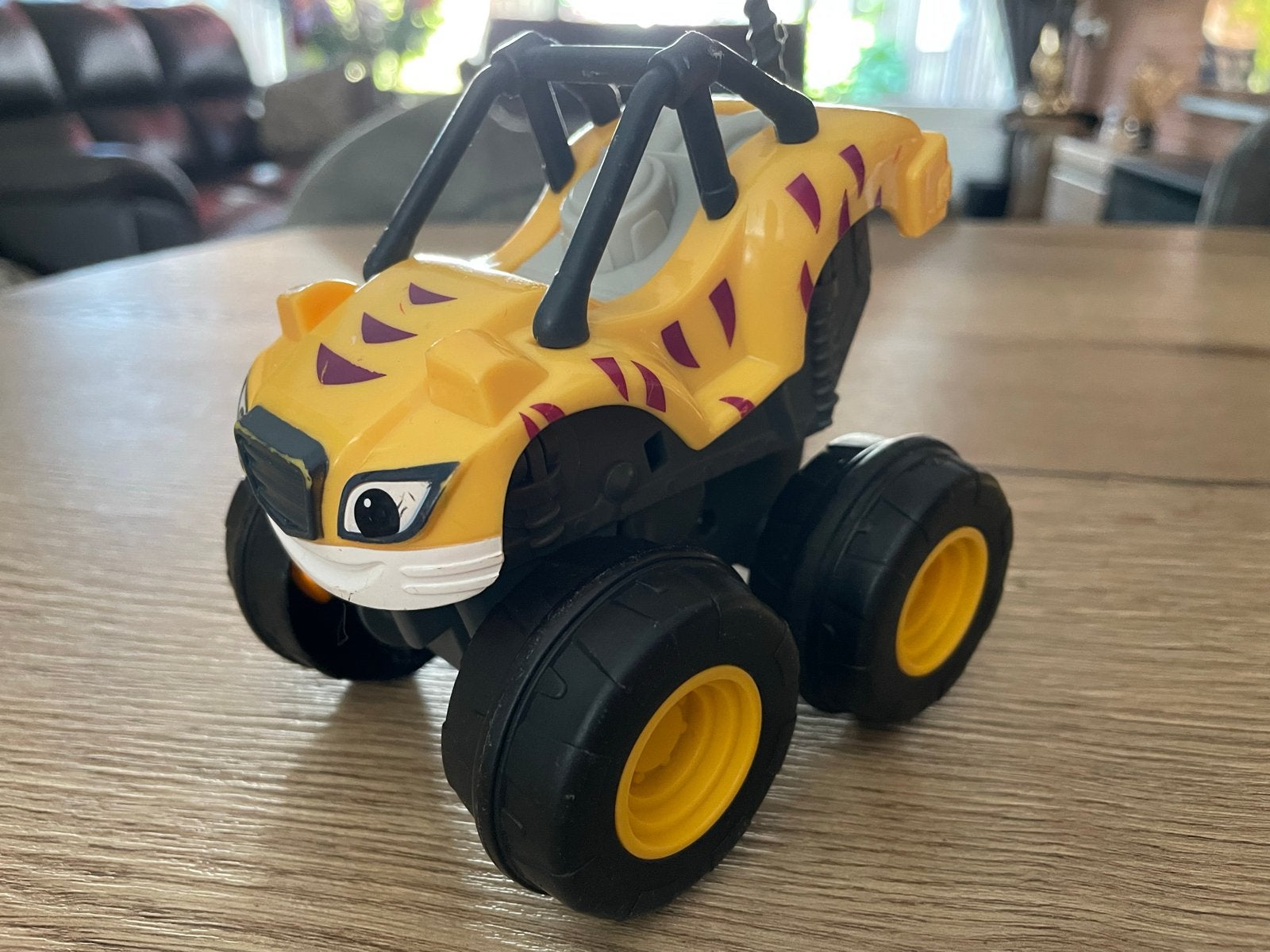 Stripes Slam & Go Auto van Blaze en de Monsterwielen, Ophalen of Verzenden, Gebruikt