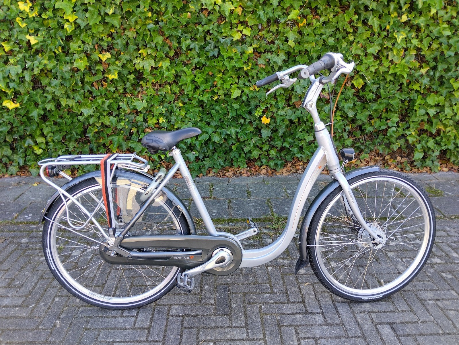 Sparta Entree, Seniorenfiets / senioren fiets / lage instap, Ophalen, (Extra) lage instap, Batavus, Zo goed als nieuw