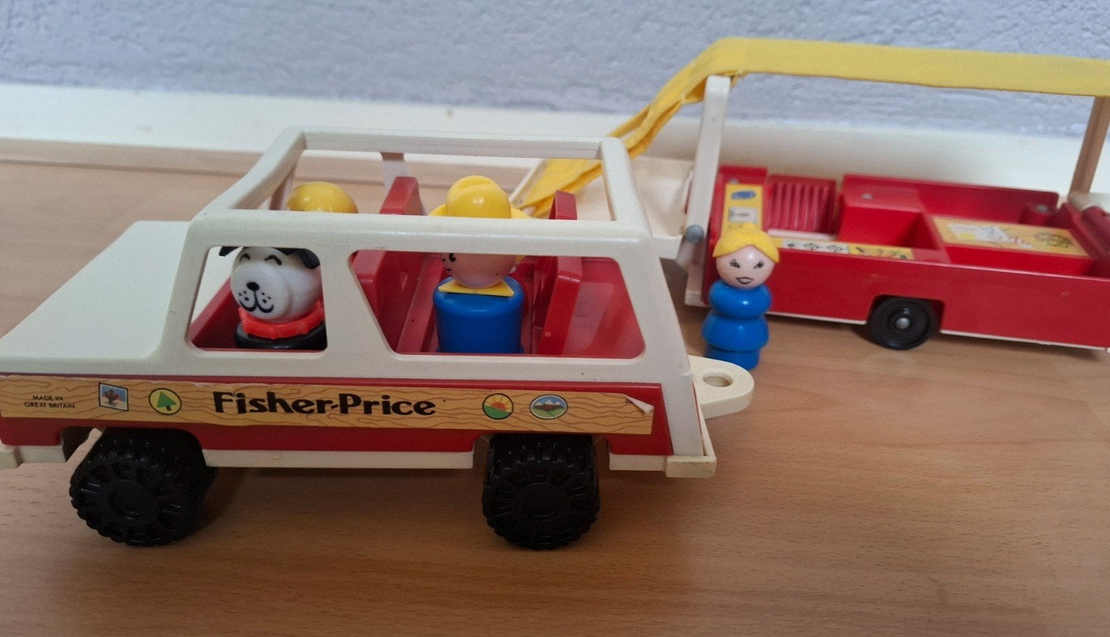 Vintage Fisher-Price Jeep 1979 met Caravan en Figuren, Ophalen of Verzenden, Gebruikt, Speelset