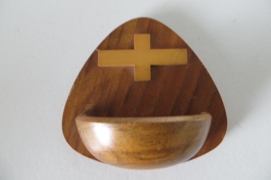 oud houten wijwatervat met kruis. Zonder bakje., Ophalen of Verzenden