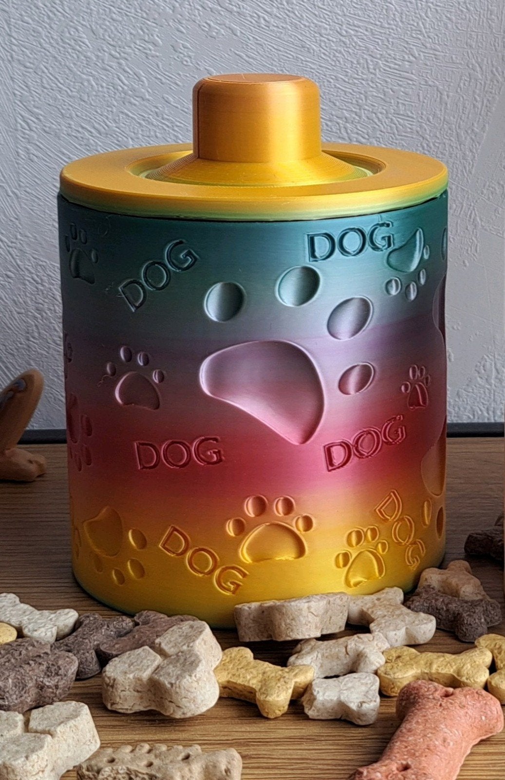 Opbergbus voor hondenkoekjes. 10 x 13 cm. In regenboogkleur!, Ophalen of Verzenden, Nieuw