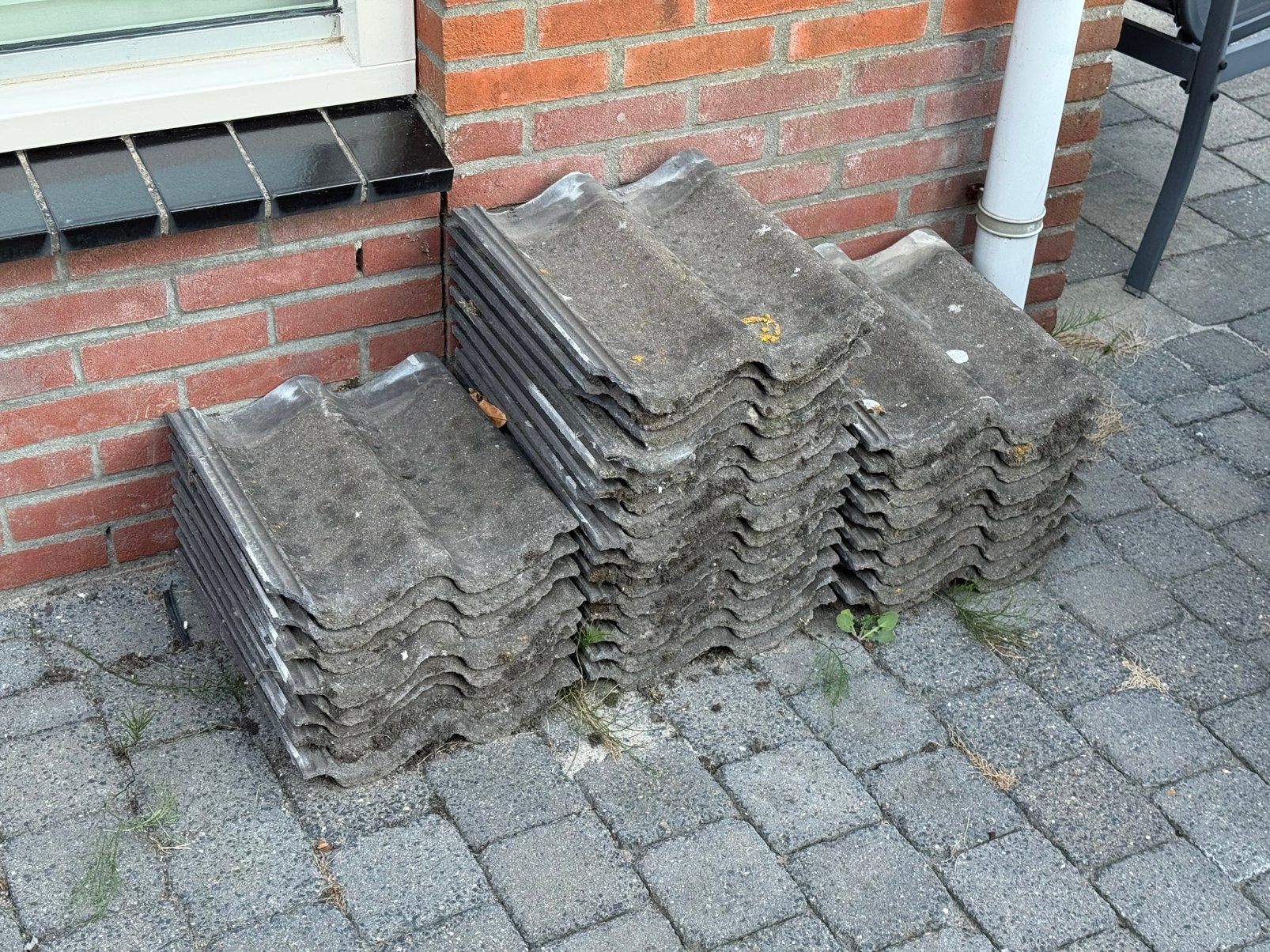 30 NEROMA sneldek dakpannen, Ophalen, Steen of Klei, Zo goed als nieuw, 15 m² of meer
