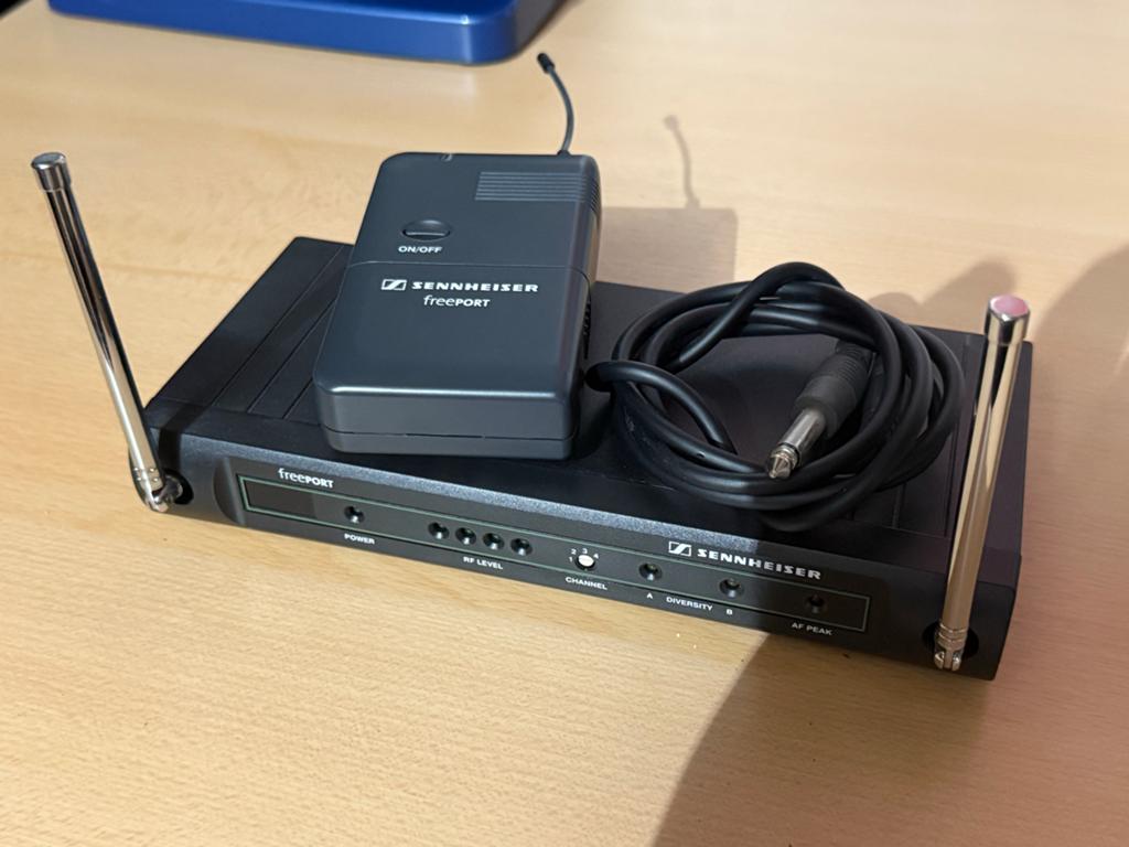 Sennheiser FreePort Draadloos Microfoonsysteem, Ophalen of Verzenden, Gebruikt, Overige typen, Draadloos