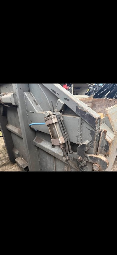 H.M.F 1643  Z KRAAN /. CONTAINERBAK. !!, Auto's, Bedrijf, Te koop