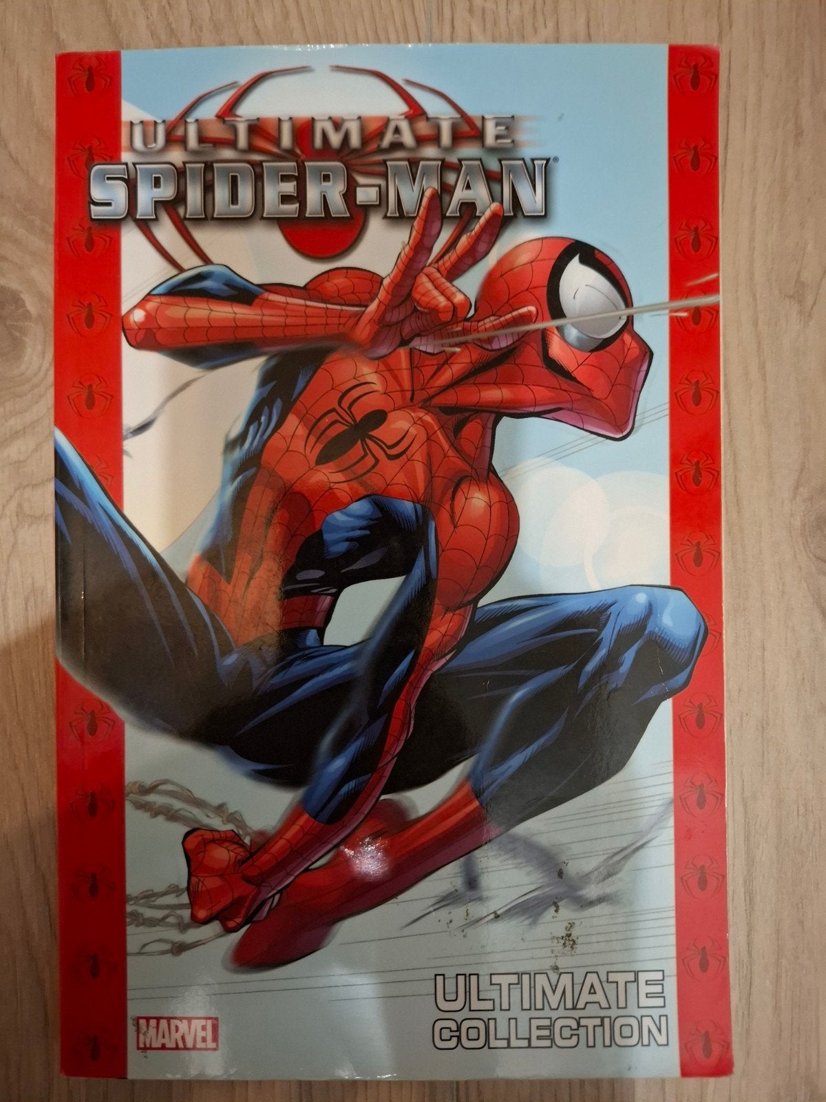 Marvel Comics: Ultimate Spider-Man & Astonishing X-Men (m2455628665 ...