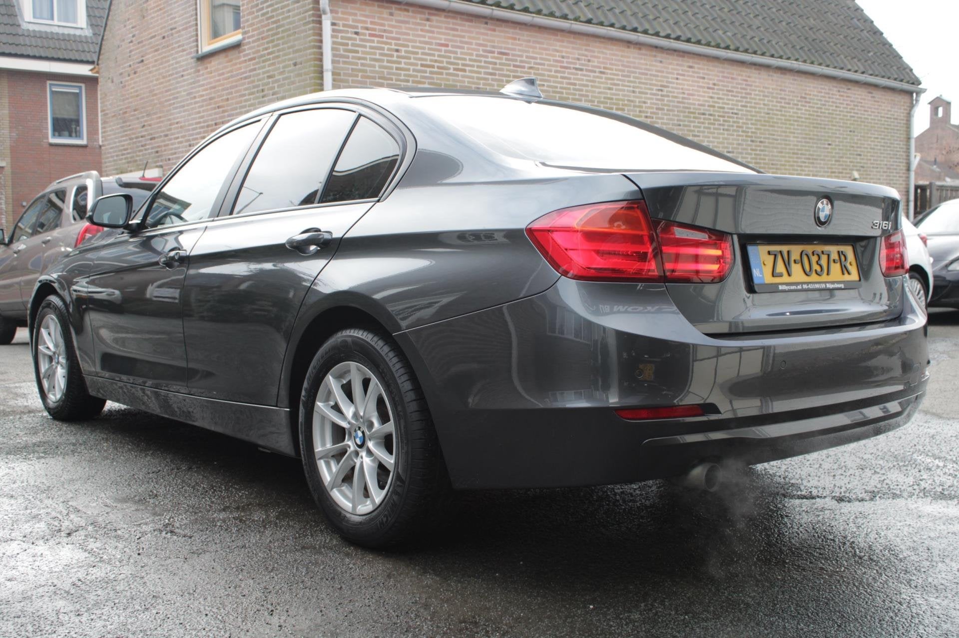 Foto 4 van BMW 3-serie 316i High Executive | Airco | Navi |Elec ramen |