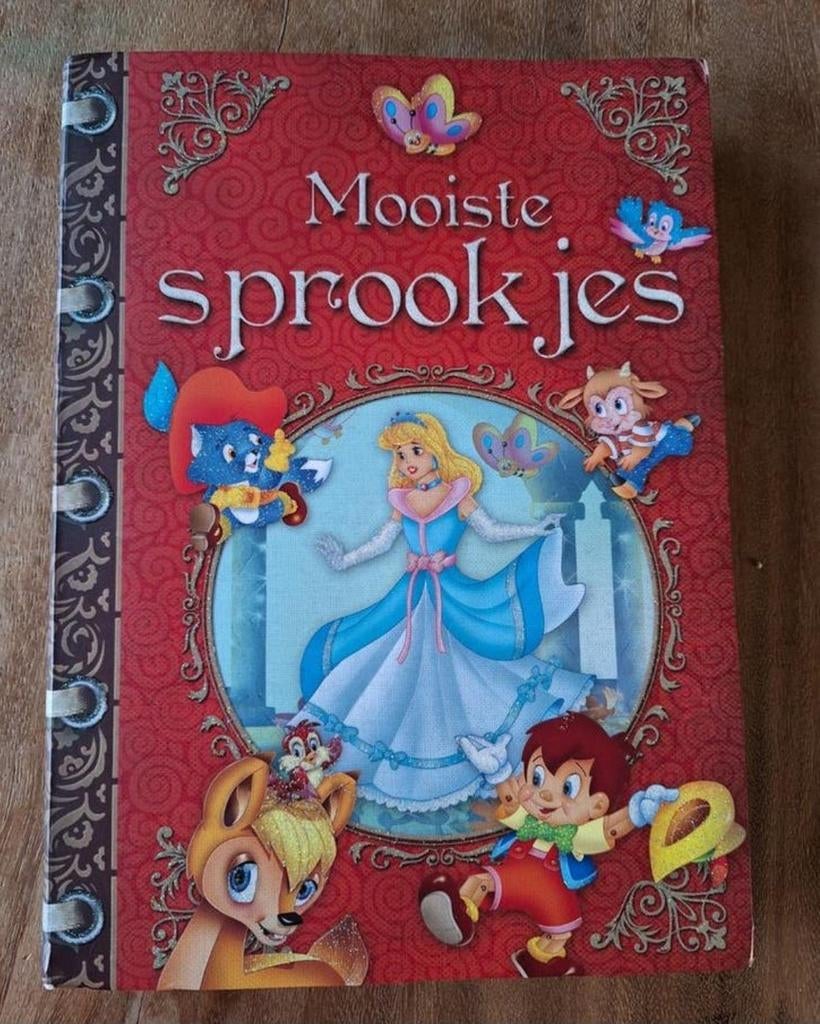 Mooiste sprookjesboek zgan, Ophalen of Verzenden, Zo goed als nieuw