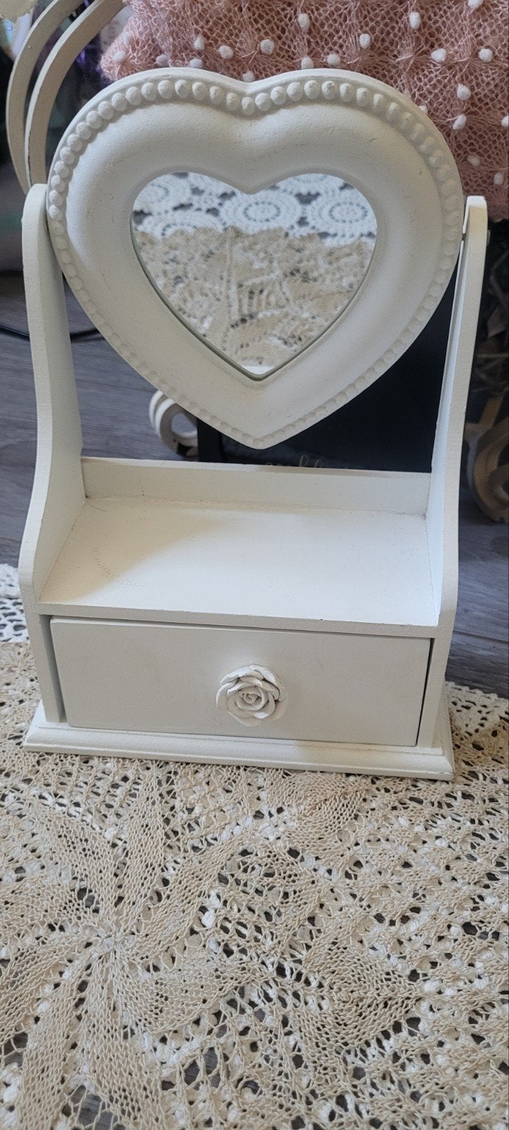 Sfeervol brocant  sieradenkistje hartjes spiegeltje/ roosje, Minder dan 50 cm, Ophalen of Verzenden, Zo goed als nieuw, Minder dan 100 cm