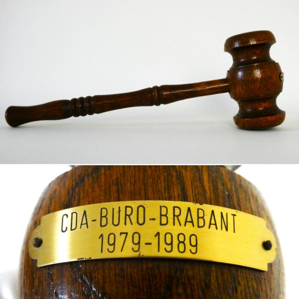 Gedraaide houten veilinghamer / voorzittershamer CDA hamer, Antiek en Kunst, Curiosa en Brocante, Ophalen of Verzenden