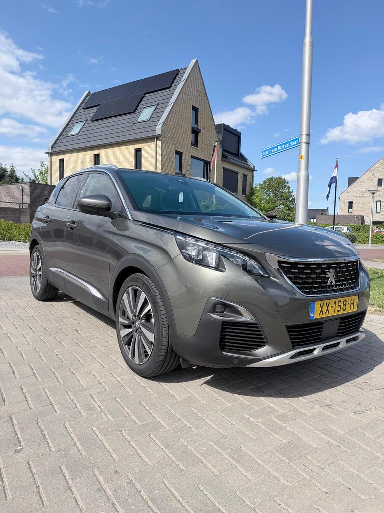Peugeot 3008 1.2 Puretech 131pk AUT8 2019 Facelift CarPlay, 15 km/l, 1199 cc, Origineel Nederlands, 690 kg