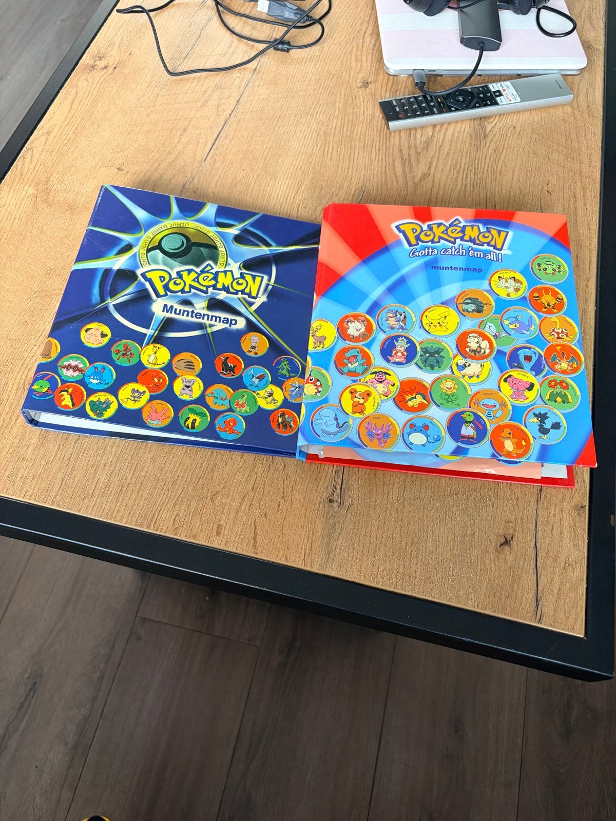 Pokémon Muntenmap 2001 Super de Boer - Bijna Compleet + Extr, Ophalen, Gebruikt, Overige typen