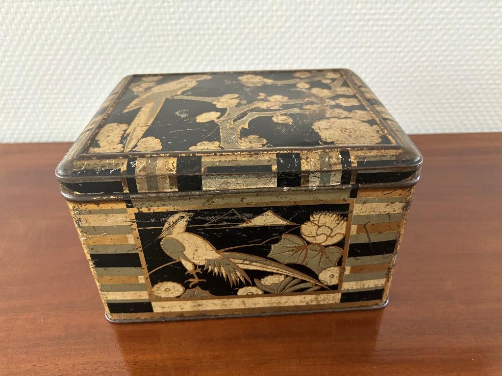 Antiek blik in Japanse stijl met papegaai en vogels., Verzamelen, Blikken, Ophalen of Verzenden, Gebruikt, Overige
